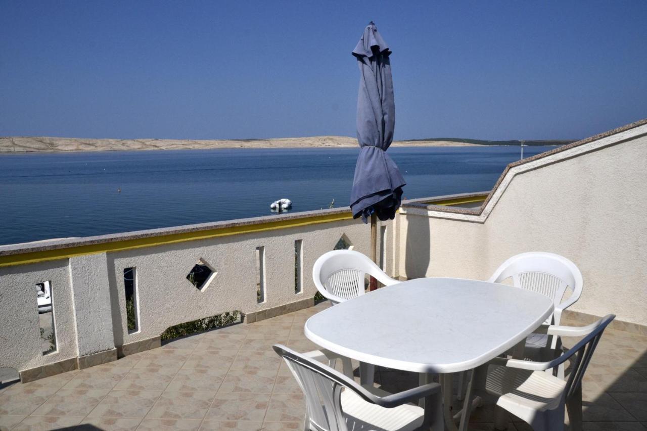 Apartments By The Sea Kustici, Pag - 6335 Zubovići Exterior foto